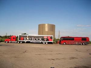 Click image for larger version

Name:	kidrock tour bus.jpg
Views:	1165
Size:	12.0 KB
ID:	4177