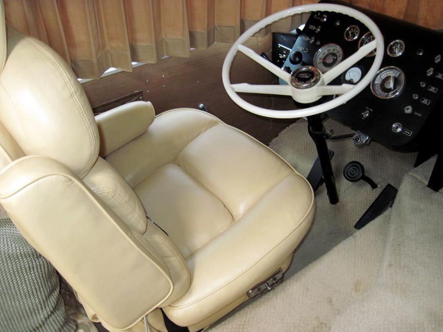 Name:  driversseat.jpg
Views: 178
Size:  70.2 KB