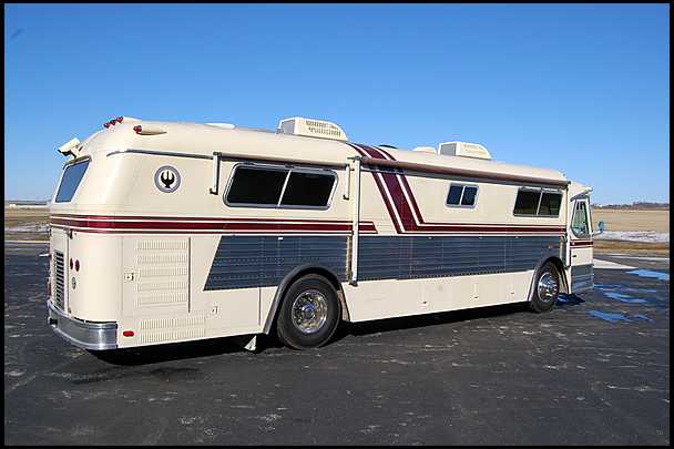 Name:  1967 Custom Coach Champion Land Cruiser Passenger Side View.jpg
Views: 135
Size:  26.4 KB