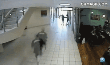 Name:  robber-escape-attempt-fail.gif
Views: 96
Size:  1.34 MB
